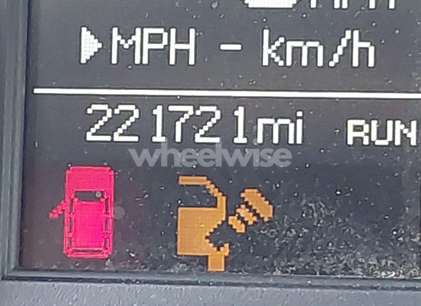 Photo 16 of 2016 Chrysler Town & COUNTRY LIMITED (VIN 2C4RC1JG4GR189817)