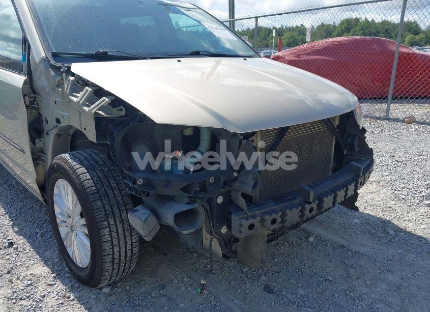 Photo 6 of 2016 Chrysler Town & COUNTRY LIMITED (VIN 2C4RC1JG4GR189817)