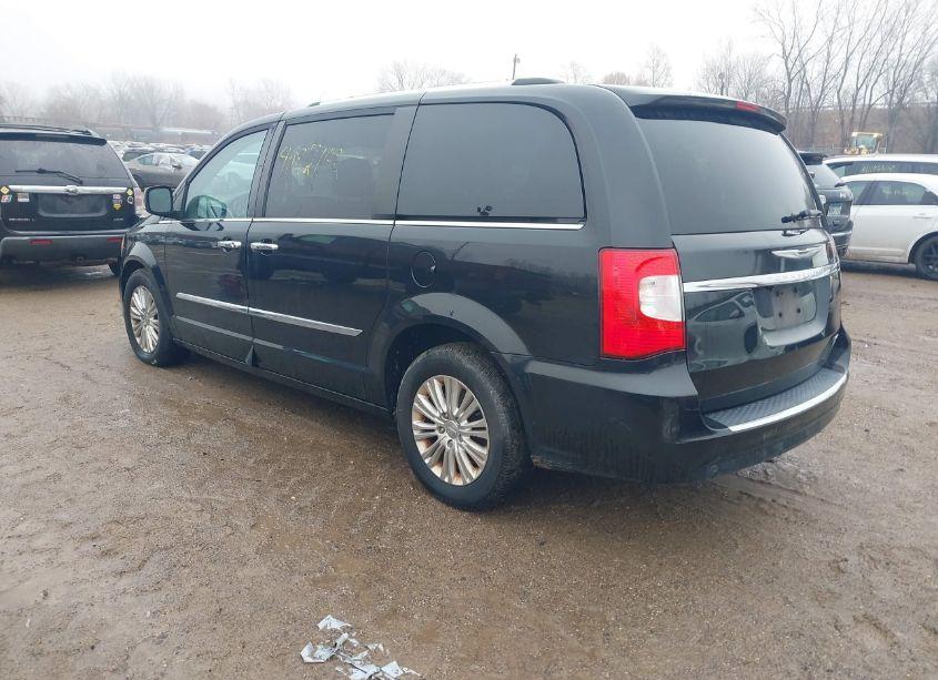 Photo 3 of 2015 Chrysler Town & COUNTRY LIMITED (VIN 2C4RC1JG6FR714987)