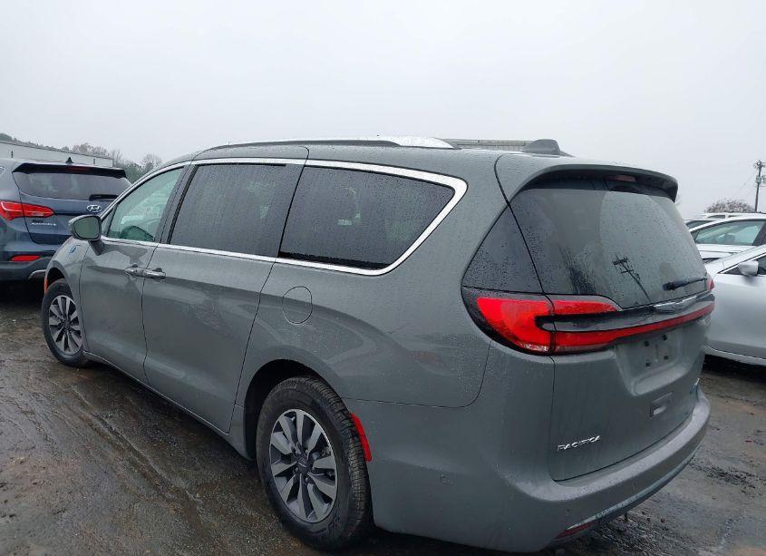 Photo 3 of 2021 Chrysler Pacifica HYBRID TOURING L (VIN 2C4RC1L70MR562554)