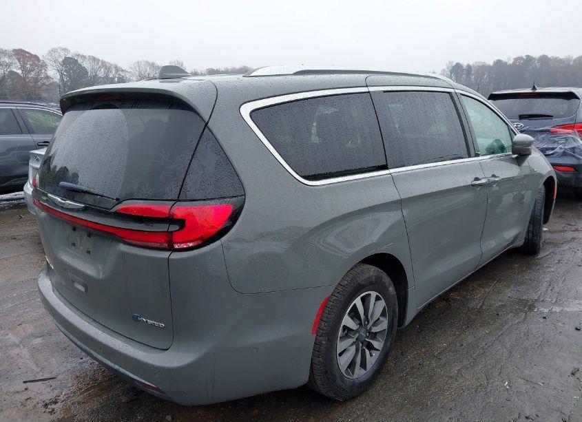 Photo 4 of 2021 Chrysler Pacifica HYBRID TOURING L (VIN 2C4RC1L70MR562554)