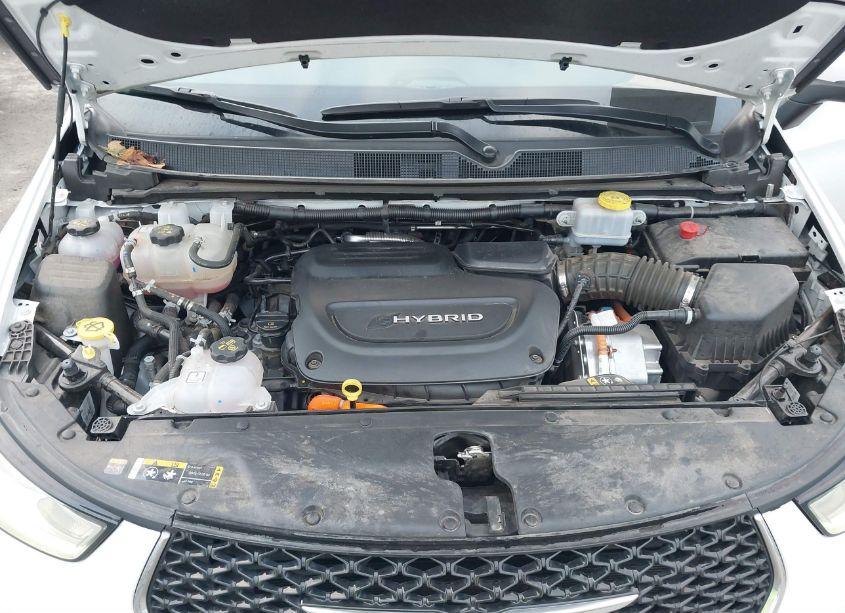 Photo 10 of 2023 Chrysler Pacifica HYBRID TOURING L (VIN 2C4RC1L70PR614219)