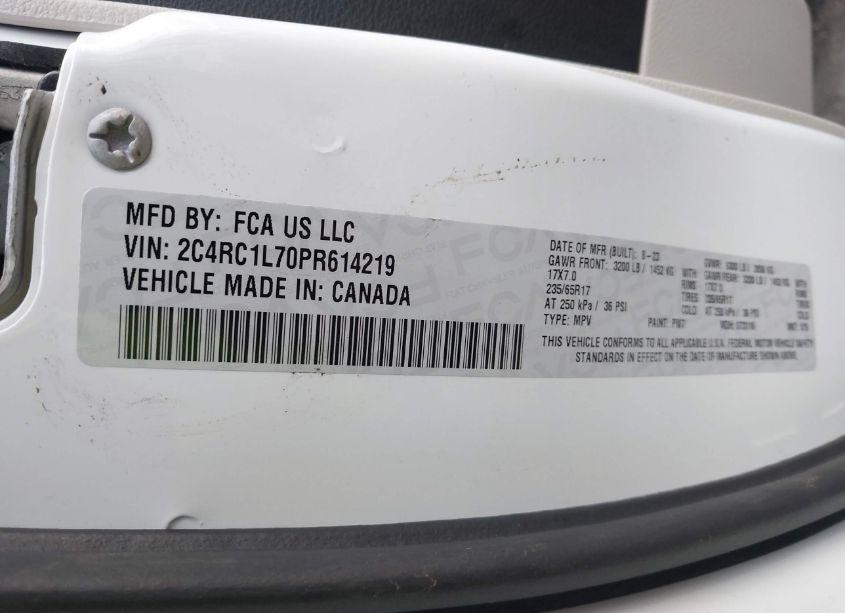 Photo 9 of 2023 Chrysler Pacifica HYBRID TOURING L (VIN 2C4RC1L70PR614219)