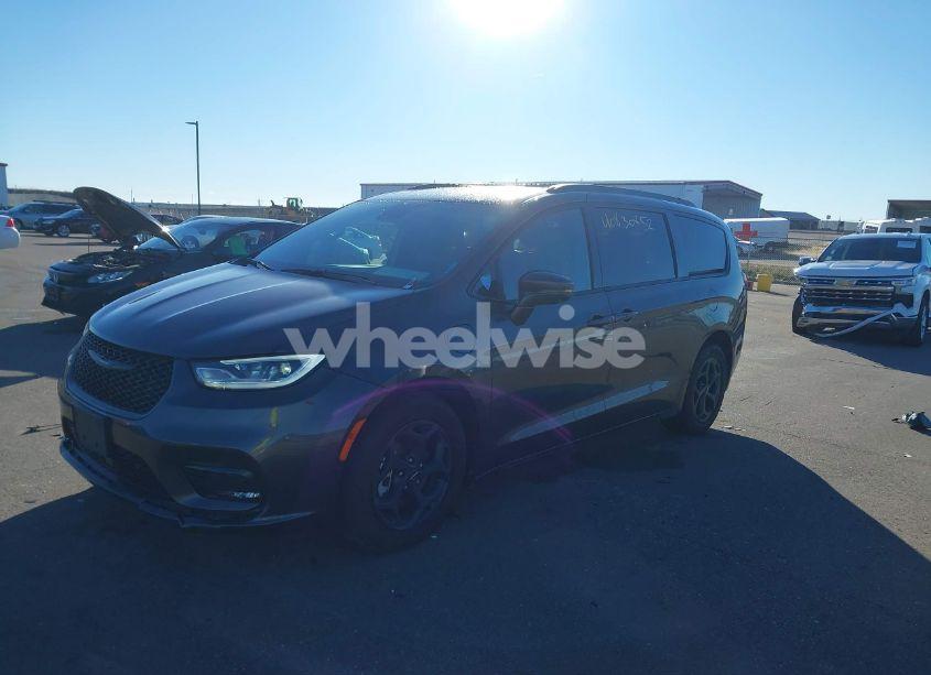 Photo 2 of 2021 Chrysler Pacifica HYBRID TOURING L (VIN 2C4RC1L71MR550610)