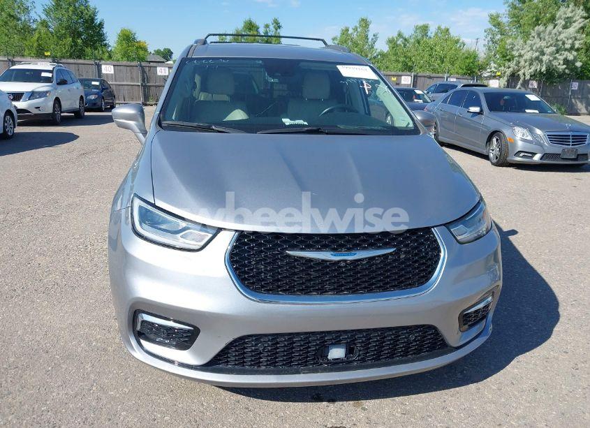 Photo 12 of 2021 Chrysler Pacifica HYBRID TOURING L (VIN 2C4RC1L71MR586149)