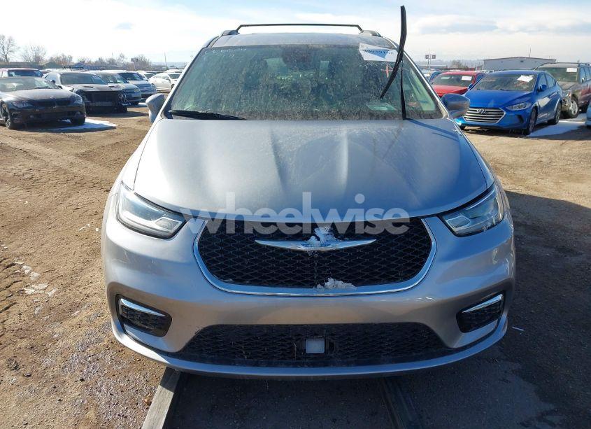 Photo 6 of 2021 Chrysler Pacifica HYBRID TOURING L (VIN 2C4RC1L71MR586149)