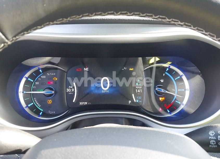 Photo 7 of 2021 Chrysler Pacifica HYBRID TOURING L (VIN 2C4RC1L71MR599712)