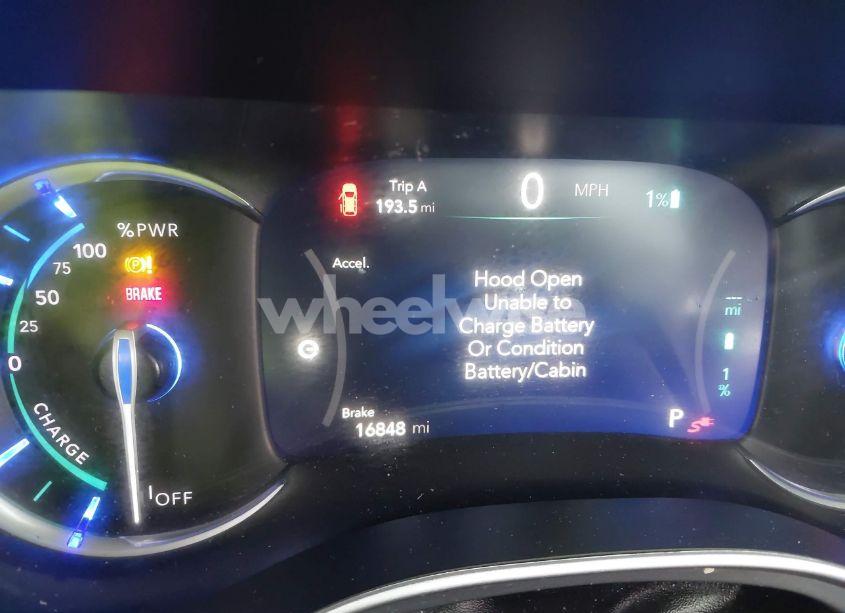 Photo 15 of 2022 Chrysler Pacifica HYBRID TOURING L (VIN 2C4RC1L71NR209452)