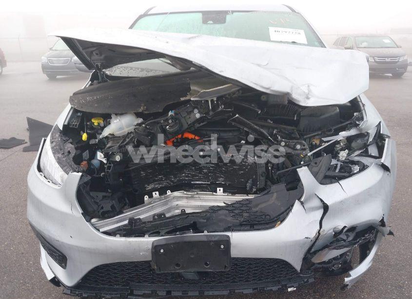 Photo 6 of 2022 Chrysler Pacifica HYBRID TOURING L (VIN 2C4RC1L71NR209452)