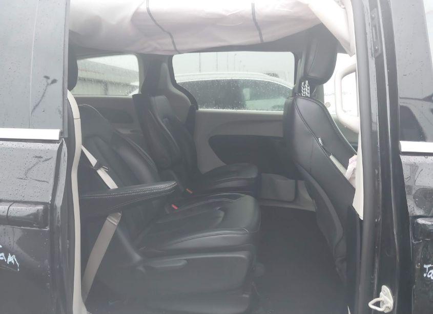 Photo 8 of 2023 Chrysler Pacifica HYBRID TOURING L (VIN 2C4RC1L71PR556752)