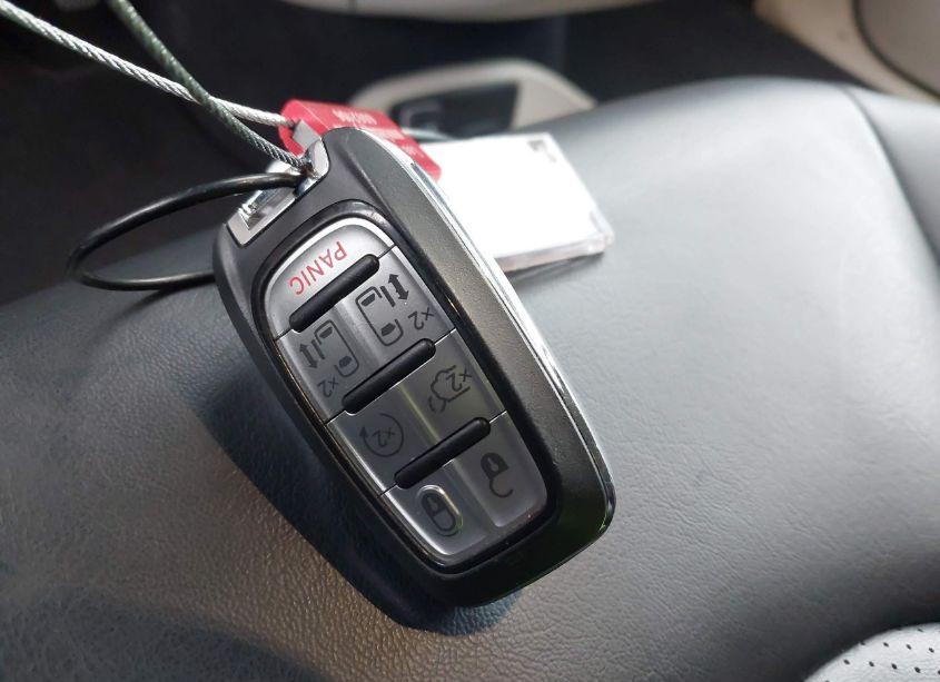 Photo 11 of 2023 Chrysler Pacifica HYBRID TOURING L (VIN 2C4RC1L72PR554346)