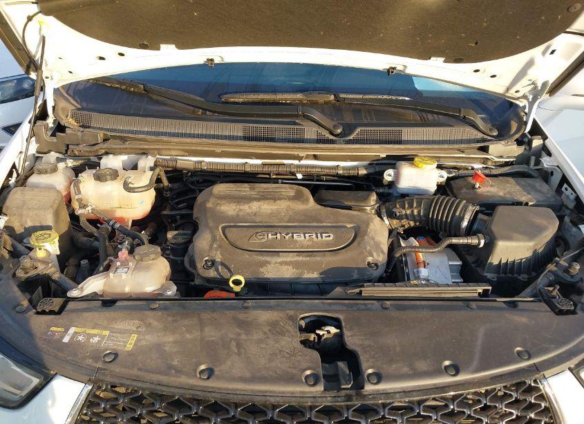 Photo 10 of 2022 Chrysler Pacifica HYBRID TOURING L (VIN 2C4RC1L73NR122667)