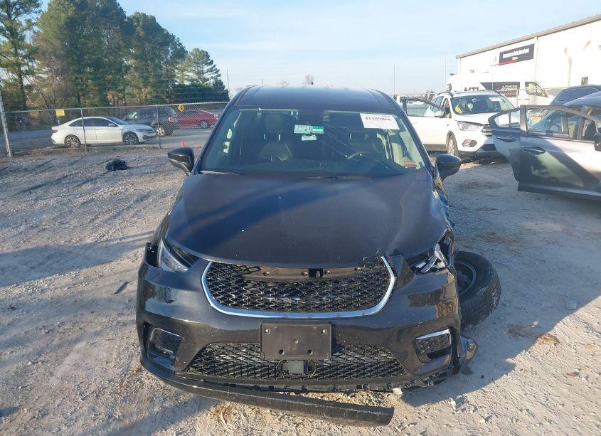 Photo 13 of 2023 Chrysler Pacifica HYBRID TOURING L (VIN 2C4RC1L73PR523025)