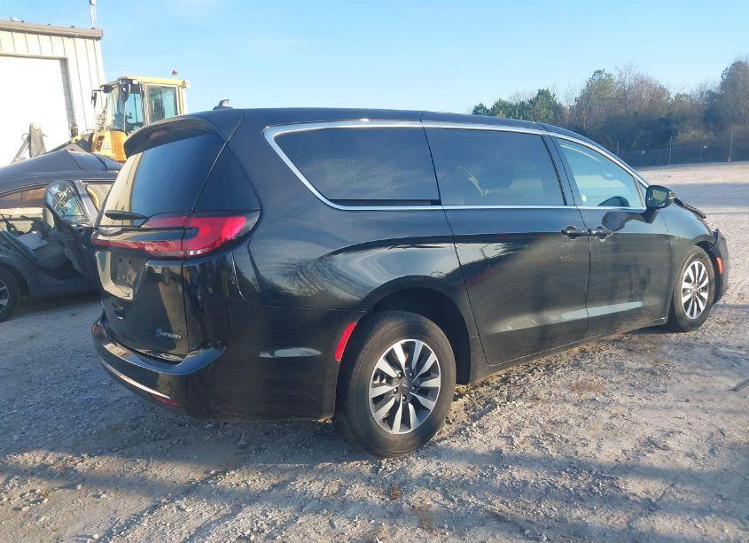 Photo 4 of 2023 Chrysler Pacifica HYBRID TOURING L (VIN 2C4RC1L73PR523025)