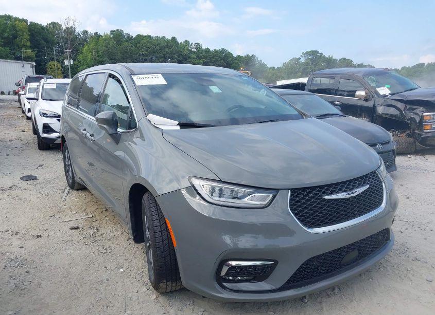 2022 Chrysler Pacifica HYBRID TOURING L (VIN 2C4RC1L74NR124153) main photo