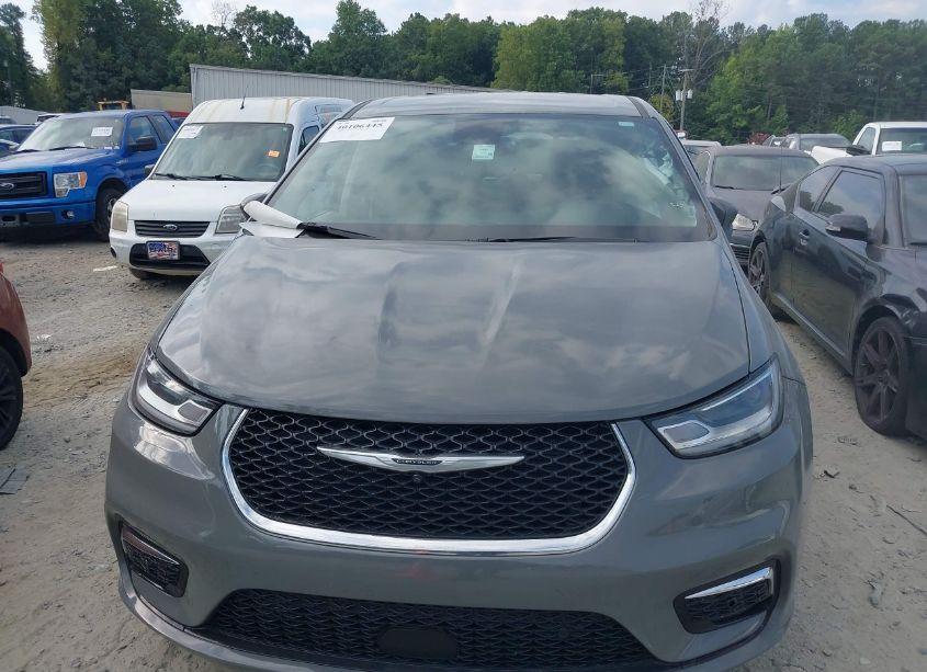 Photo 12 of 2022 Chrysler Pacifica HYBRID TOURING L (VIN 2C4RC1L74NR124153)