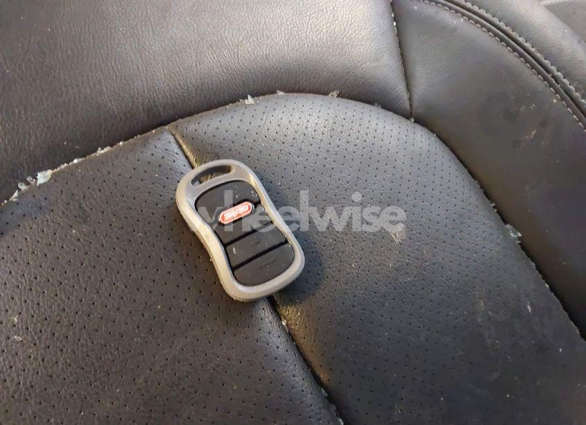 Photo 11 of 2022 Chrysler Pacifica HYBRID TOURING L (VIN 2C4RC1L74NR212569)