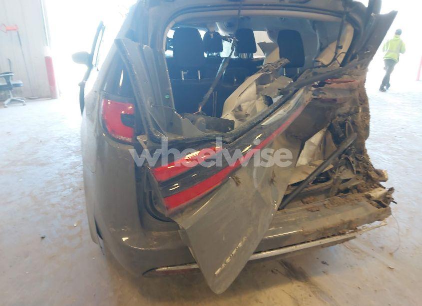 Photo 6 of 2022 Chrysler Pacifica HYBRID TOURING L (VIN 2C4RC1L74NR212569)