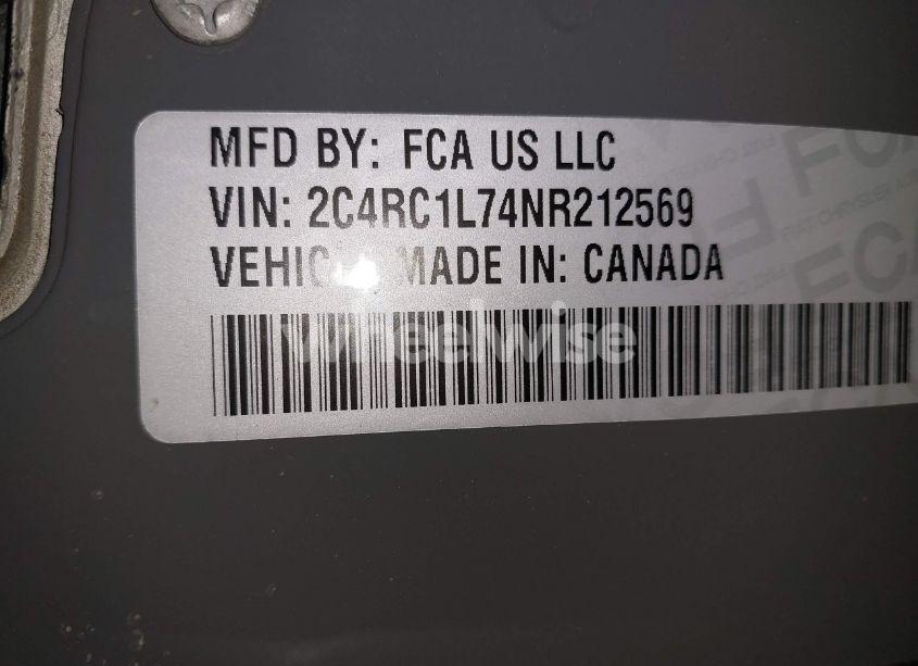 Photo 9 of 2022 Chrysler Pacifica HYBRID TOURING L (VIN 2C4RC1L74NR212569)