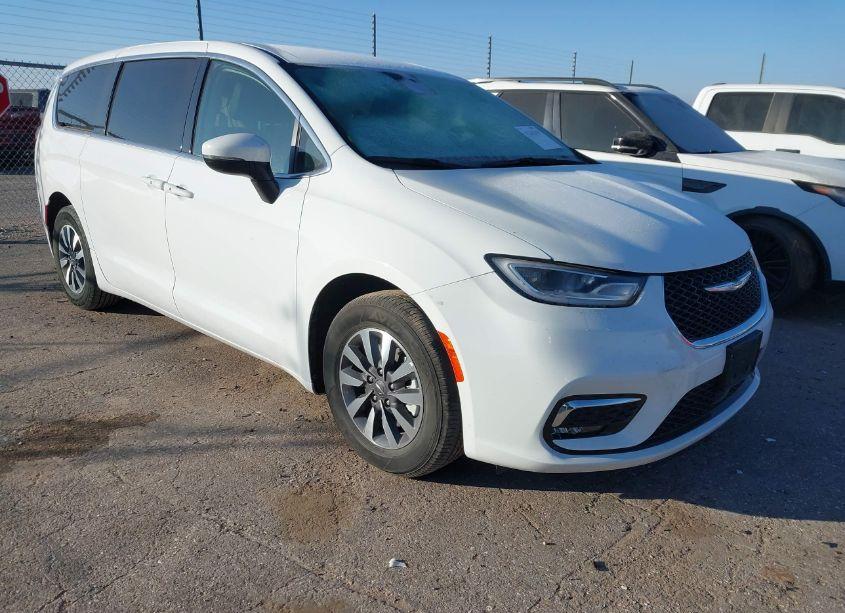 2023 Chrysler Pacifica HYBRID TOURING L (VIN 2C4RC1L74PR626499) main photo