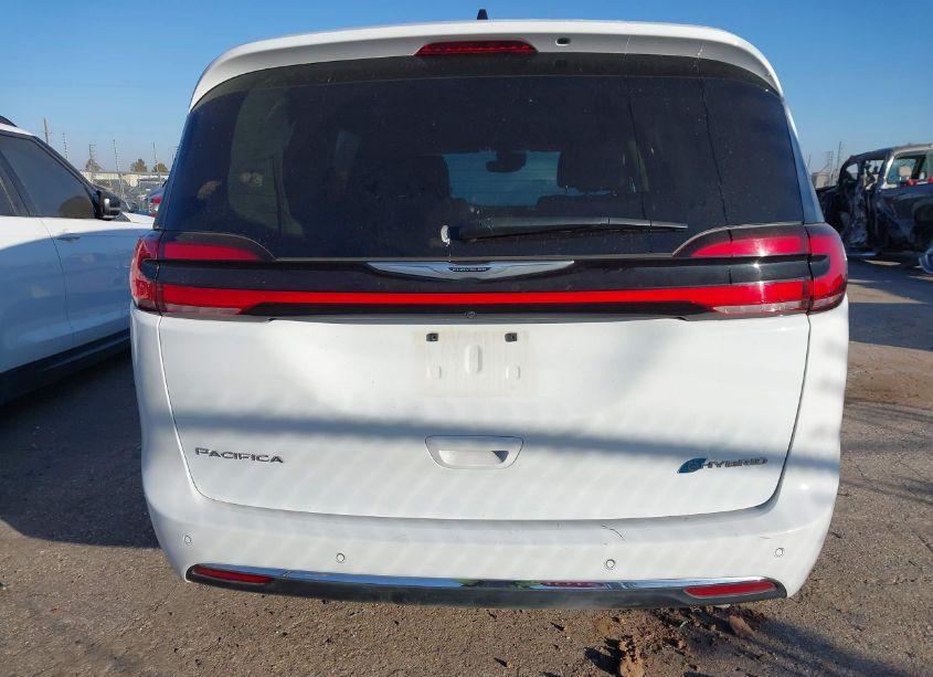 Photo 16 of 2023 Chrysler Pacifica HYBRID TOURING L (VIN 2C4RC1L74PR626499)