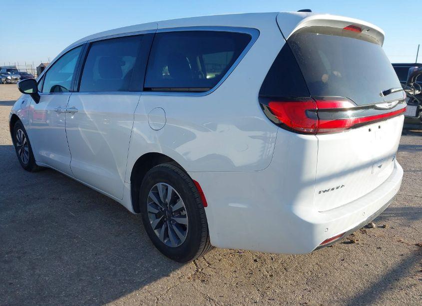 Photo 3 of 2023 Chrysler Pacifica HYBRID TOURING L (VIN 2C4RC1L74PR626499)
