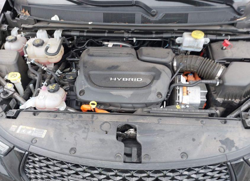 Photo 10 of 2022 Chrysler Pacifica HYBRID TOURING L (VIN 2C4RC1L75NR130530)