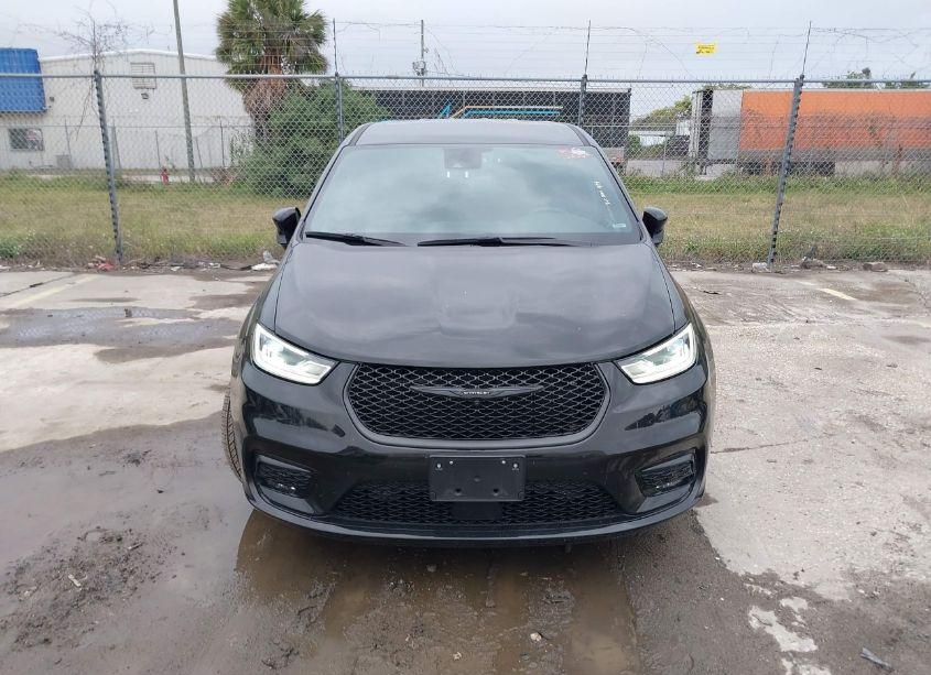 Photo 12 of 2022 Chrysler Pacifica HYBRID TOURING L (VIN 2C4RC1L75NR130530)