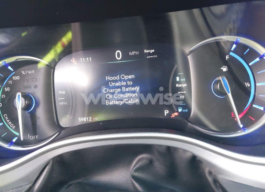 Photo 7 of 2022 Chrysler Pacifica HYBRID TOURING L (VIN 2C4RC1L75NR173572)