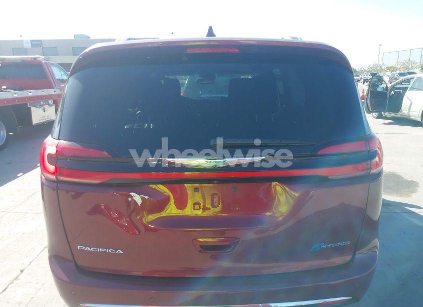 Photo 16 of 2021 Chrysler Pacifica HYBRID TOURING L (VIN 2C4RC1L76MR581285)