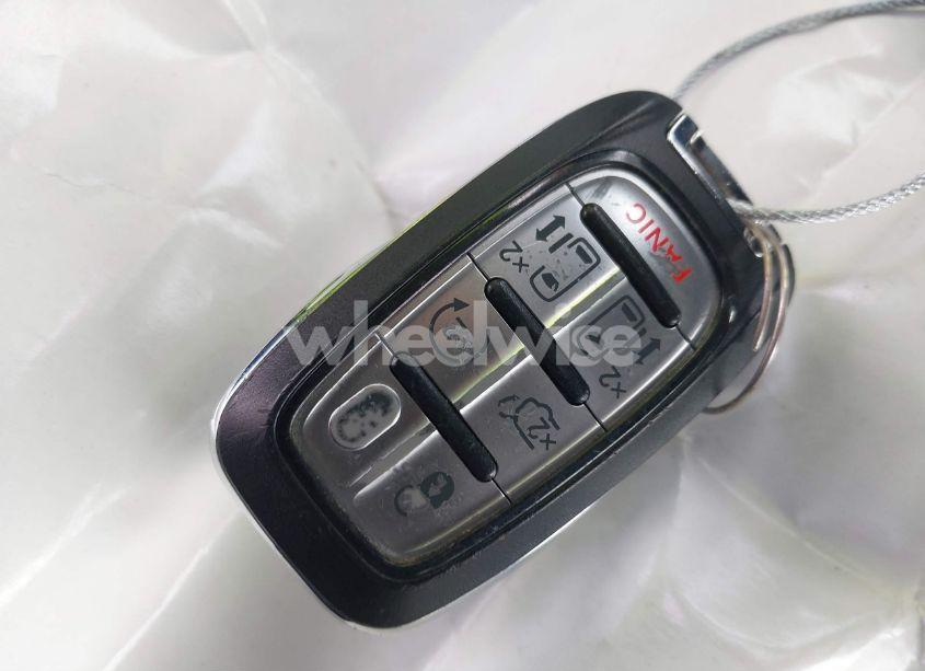 Photo 11 of 2022 Chrysler Pacifica HYBRID TOURING L (VIN 2C4RC1L76NR160989)