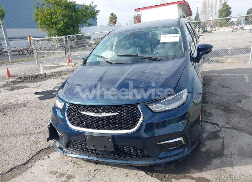 Photo 12 of 2022 Chrysler Pacifica HYBRID TOURING L (VIN 2C4RC1L76NR160989)