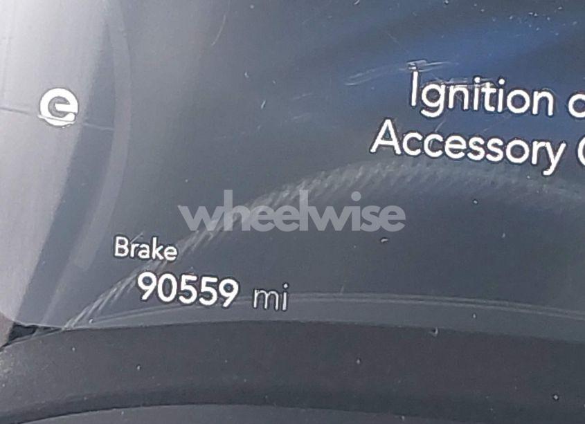 Photo 15 of 2022 Chrysler Pacifica HYBRID TOURING L (VIN 2C4RC1L76NR160989)