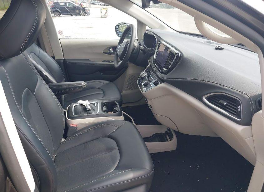 Photo 5 of 2023 Chrysler Pacifica HYBRID TOURING L (VIN 2C4RC1L76PR603838)