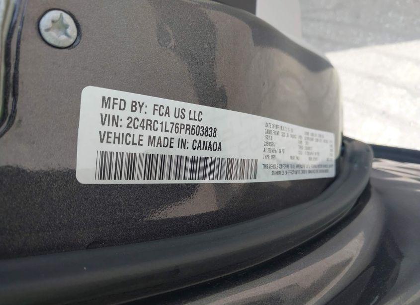 Photo 9 of 2023 Chrysler Pacifica HYBRID TOURING L (VIN 2C4RC1L76PR603838)