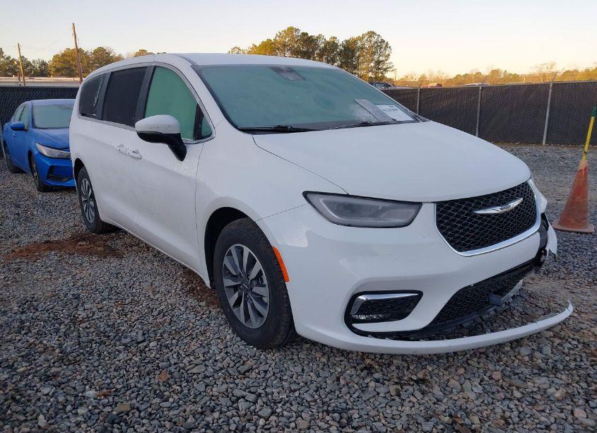 2023 Chrysler Pacifica HYBRID TOURING L (VIN 2C4RC1L76PR622017) main photo