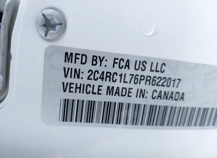 Photo 9 of 2023 Chrysler Pacifica HYBRID TOURING L (VIN 2C4RC1L76PR622017)