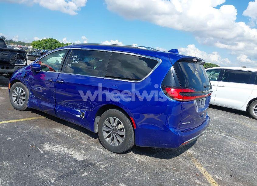 Photo 3 of 2021 Chrysler Pacifica HYBRID TOURING L (VIN 2C4RC1L77MR590030)