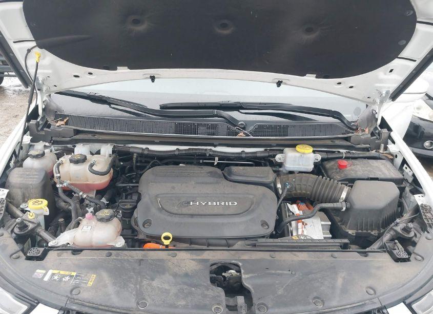 Photo 10 of 2022 Chrysler Pacifica HYBRID TOURING L (VIN 2C4RC1L77NR127323)