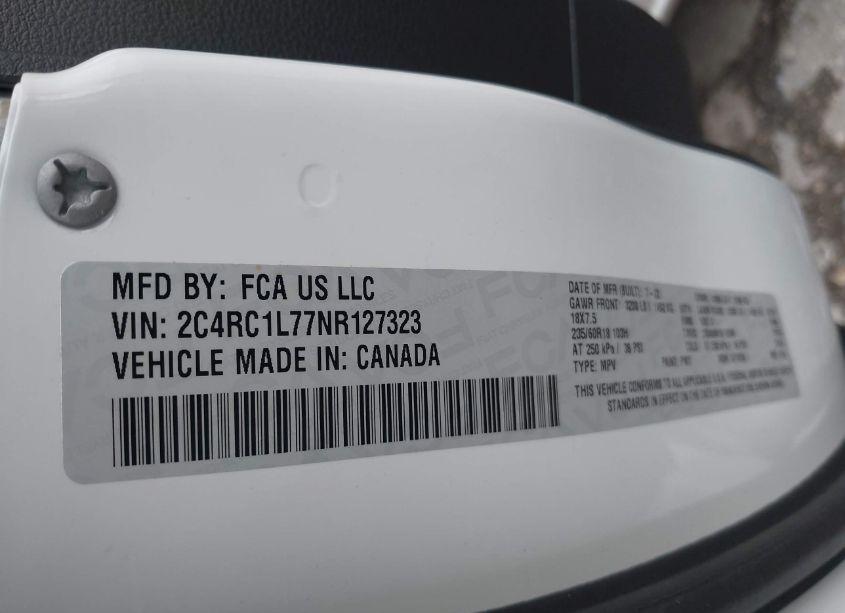 Photo 9 of 2022 Chrysler Pacifica HYBRID TOURING L (VIN 2C4RC1L77NR127323)