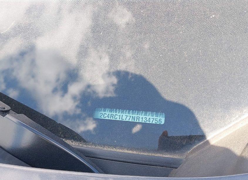 Photo 9 of 2022 Chrysler Pacifica HYBRID TOURING L (VIN 2C4RC1L77NR134756)