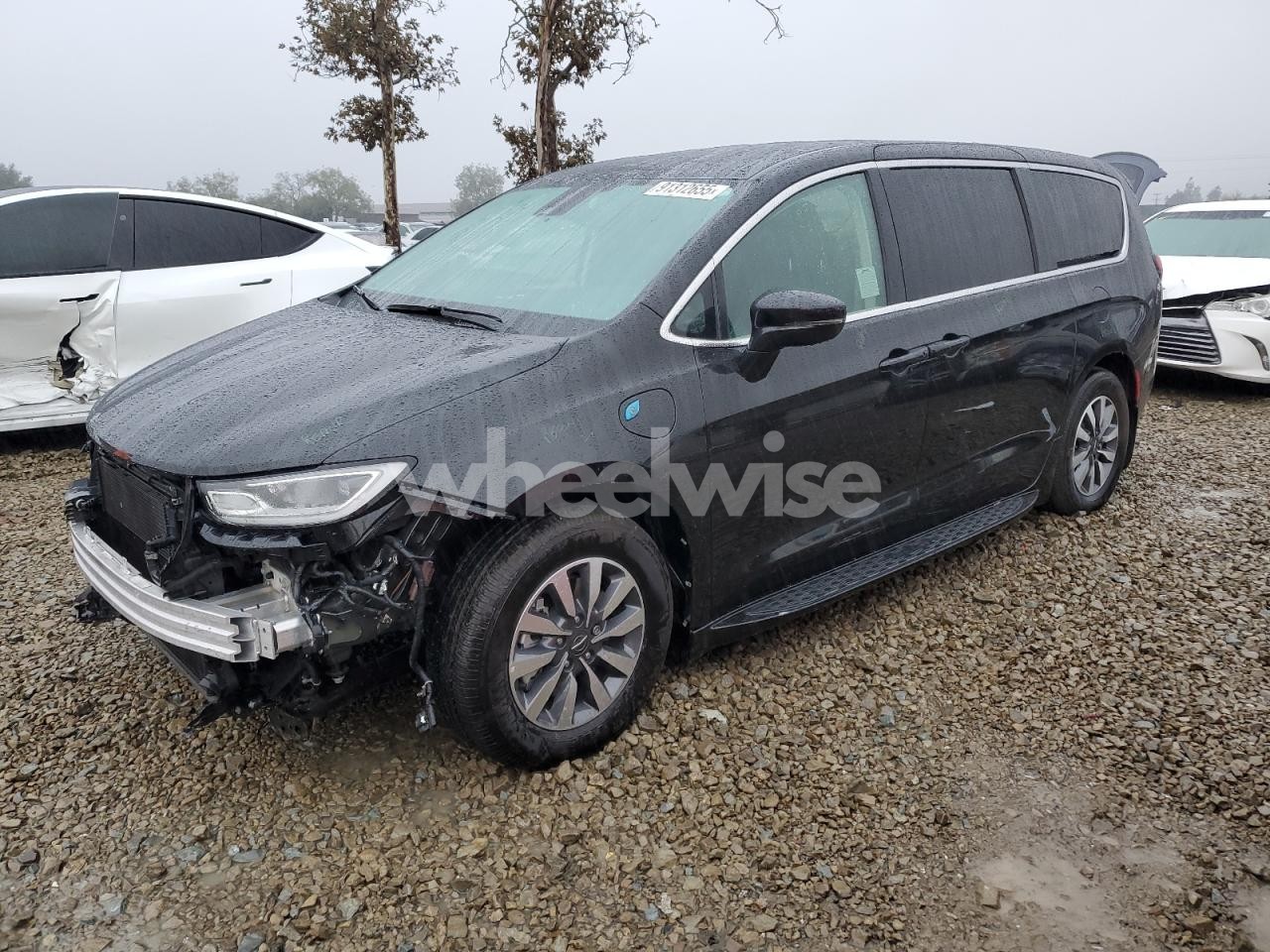 2022 CHRYSLER PACIFICA HYBRID TOURING L (VIN 2C4RC1L77NR225896) main photo