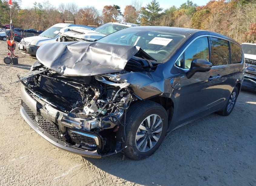 Photo 2 of 2023 Chrysler Pacifica HYBRID TOURING L (VIN 2C4RC1L77PR513615)