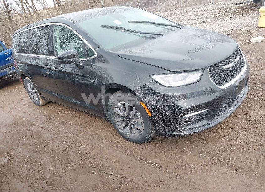 2023 Chrysler Pacifica HYBRID TOURING L (VIN 2C4RC1L77PR523092) main photo