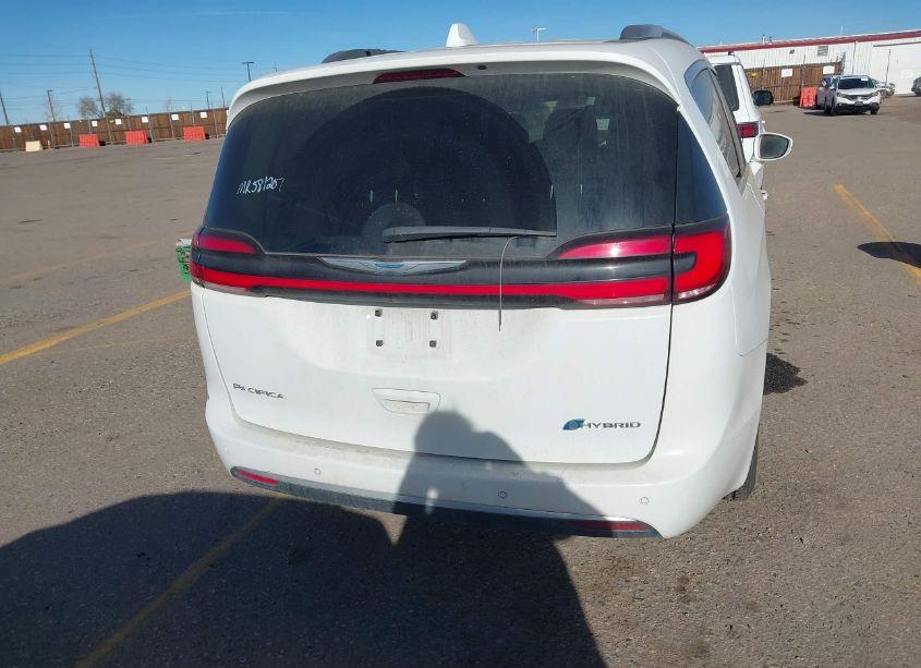 Photo 16 of 2021 Chrysler Pacifica HYBRID TOURING L (VIN 2C4RC1L78MR581207)