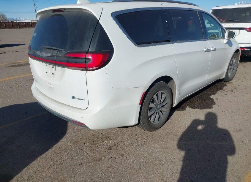 Photo 4 of 2021 Chrysler Pacifica HYBRID TOURING L (VIN 2C4RC1L78MR581207)