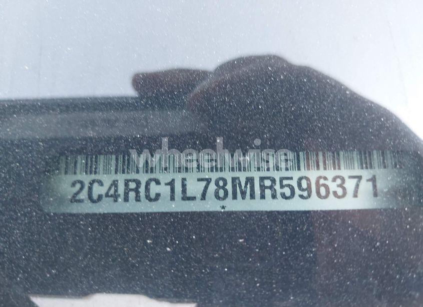 Photo 9 of 2021 Chrysler Pacifica HYBRID TOURING L (VIN 2C4RC1L78MR596371)