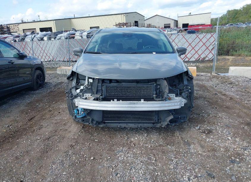 Photo 12 of 2022 Chrysler Pacifica HYBRID TOURING L (VIN 2C4RC1L78NR126679)