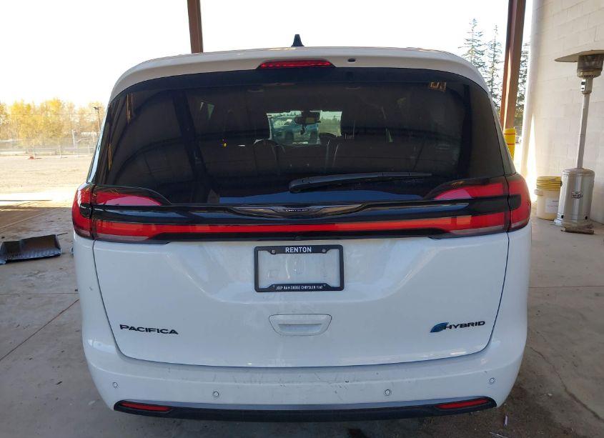 Photo 16 of 2023 Chrysler Pacifica HYBRID TOURING L (VIN 2C4RC1L78PR589067)