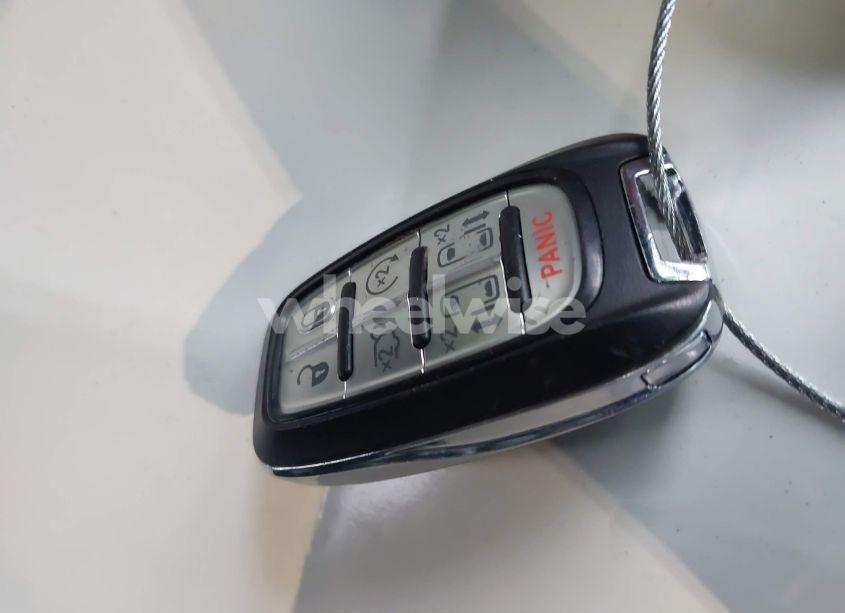 Photo 11 of 2021 Chrysler Pacifica HYBRID TOURING L (VIN 2C4RC1L79MR535420)